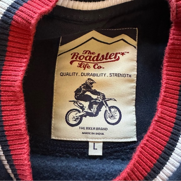 Navy Crewneck Sweater with Red and White Accents - Picture 6 of 6